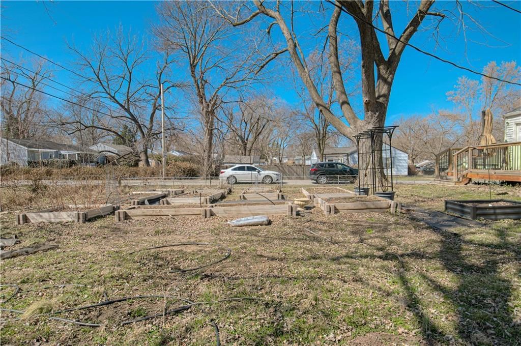 11315 W 68th Street — photo 23