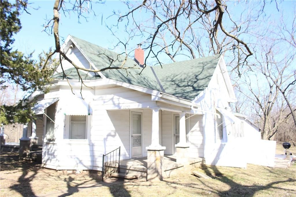 8210 Leavenworth Road — photo 10