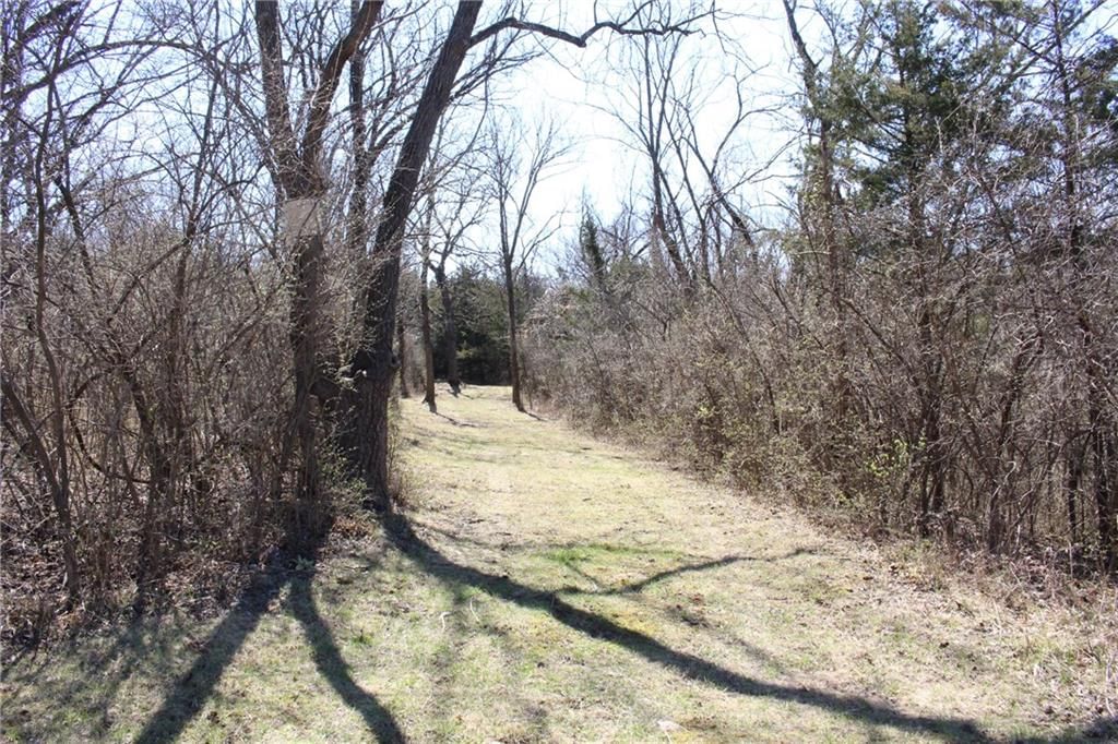 8210 Leavenworth Road — photo 27