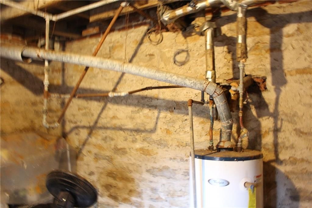 8210 Leavenworth Road — photo 46