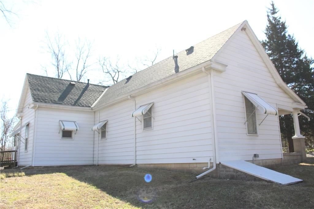 8210 Leavenworth Road — photo 57