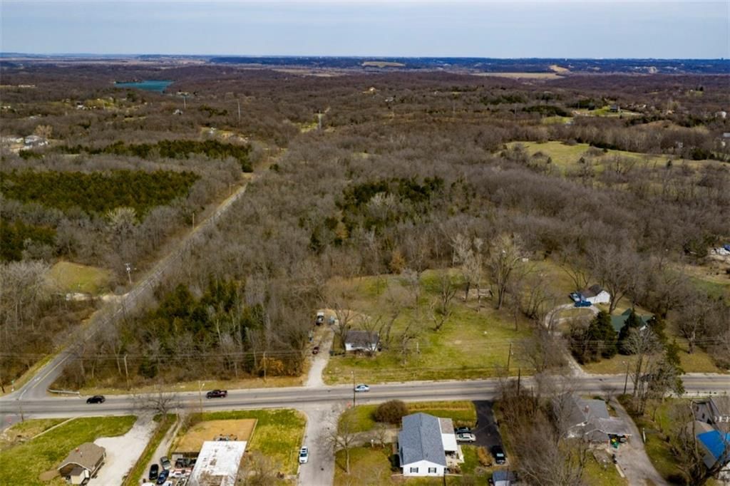 8210 Leavenworth Road — photo 86