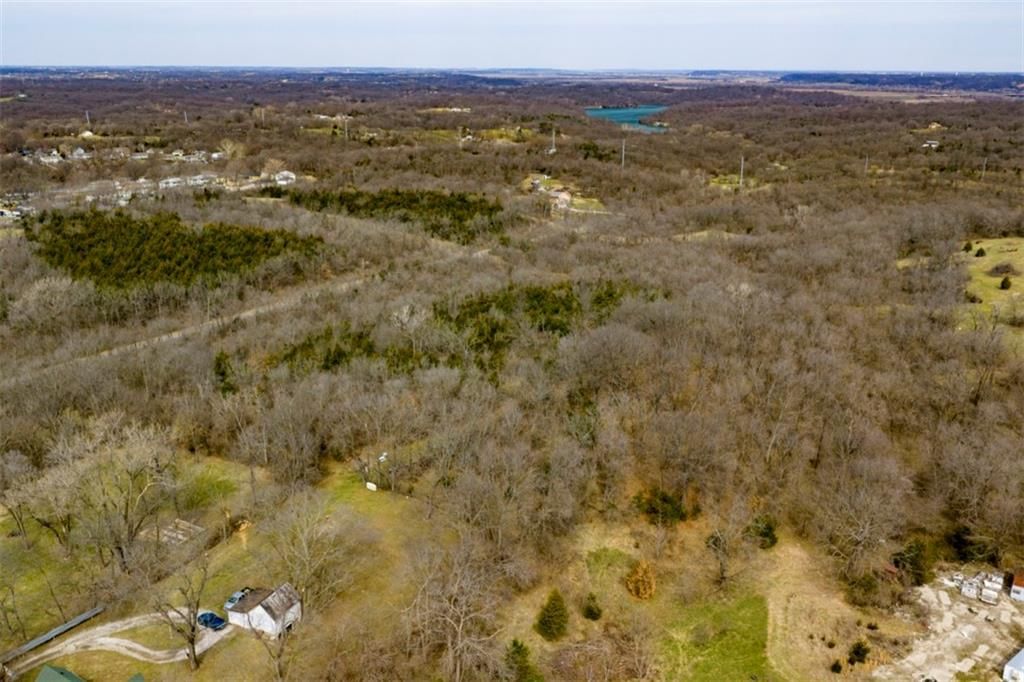 8210 Leavenworth Road — photo 89