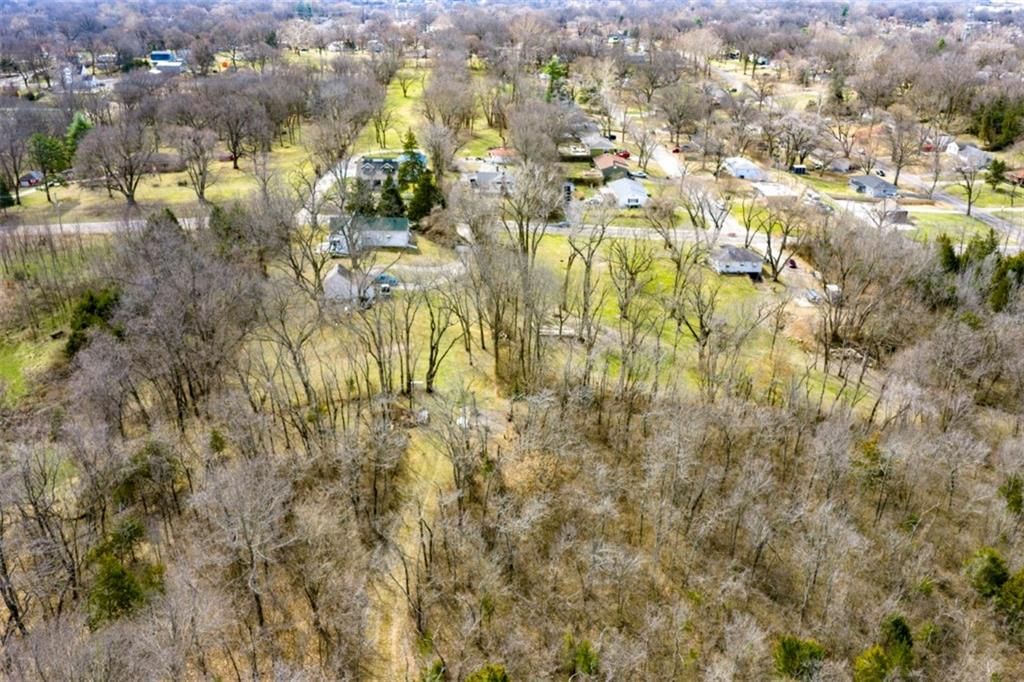 8210 Leavenworth Road — photo 99