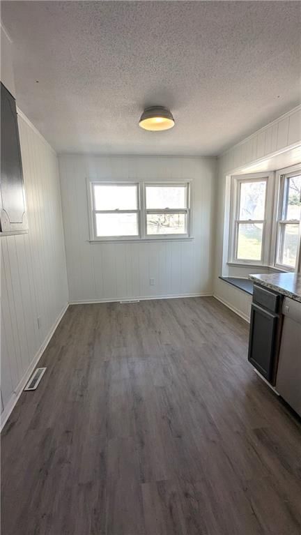 11705 Belmont Avenue — photo 17