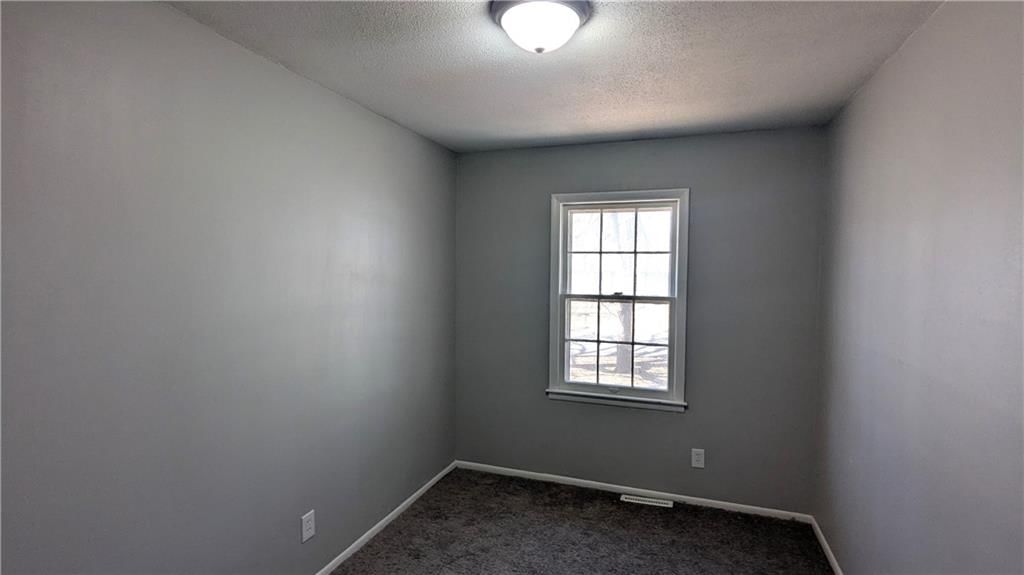 11705 Belmont Avenue — photo 27