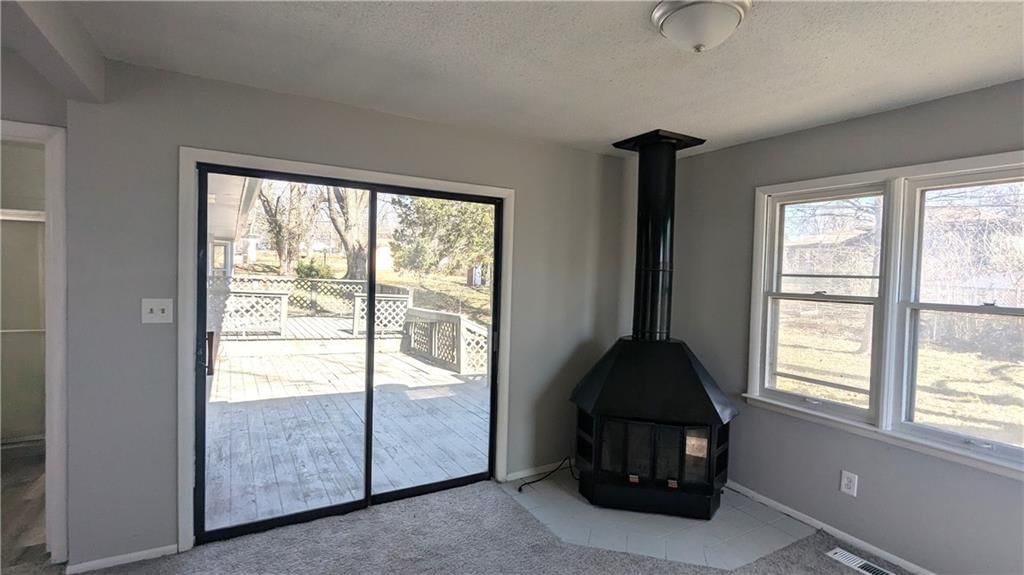 11705 Belmont Avenue — photo 34