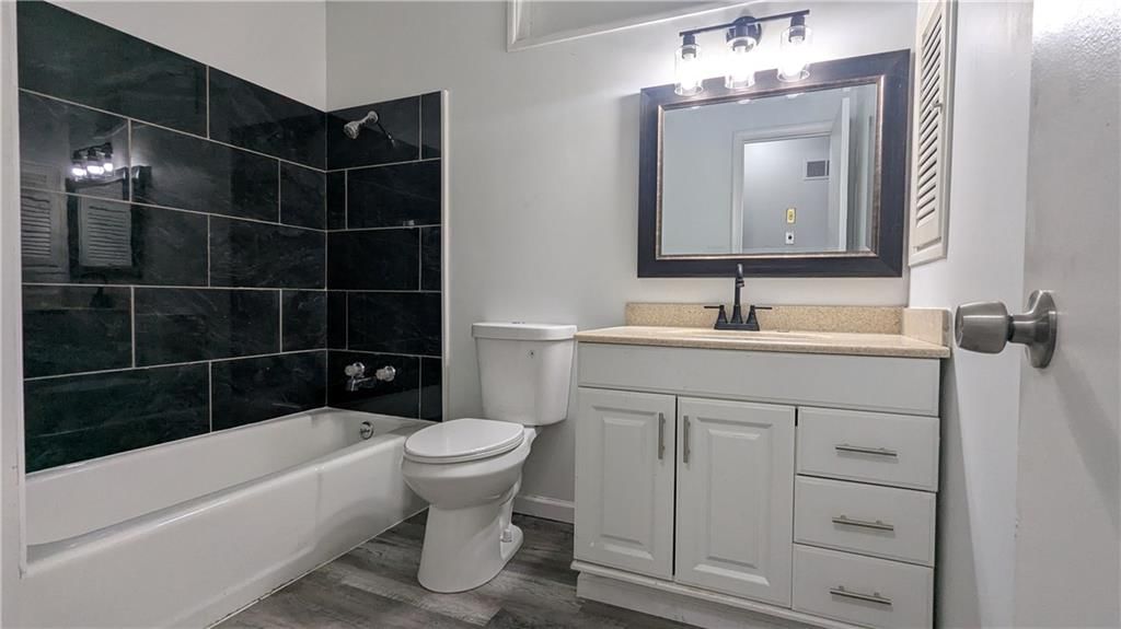11705 Belmont Avenue — photo 42