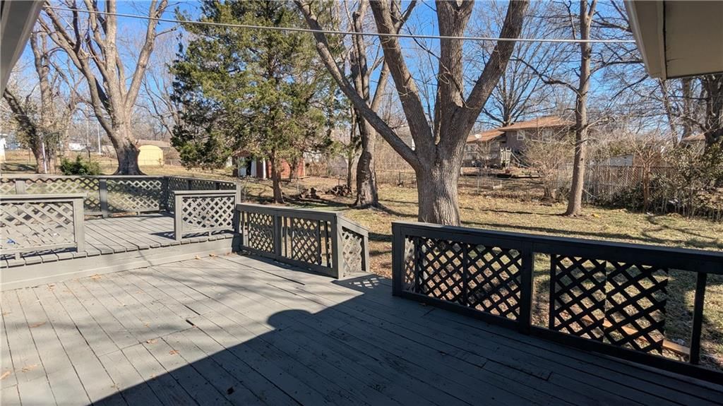 11705 Belmont Avenue — photo 43