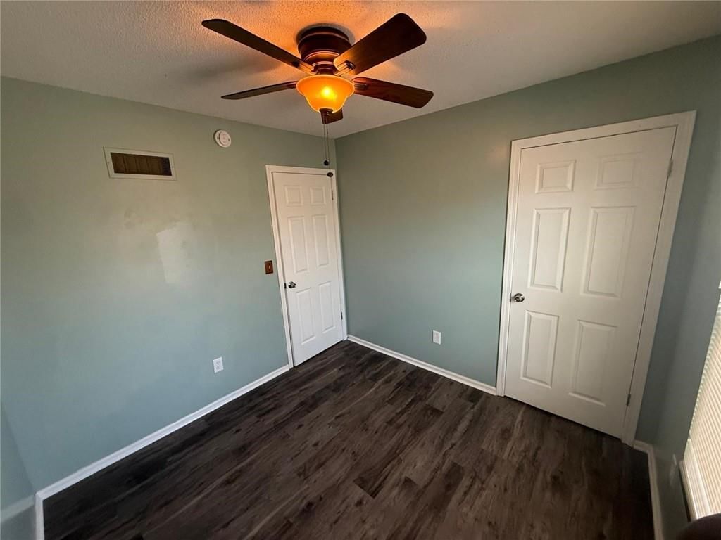 10342 Tullis Avenue — photo 10