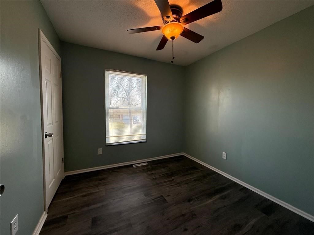 10342 Tullis Avenue — photo 11
