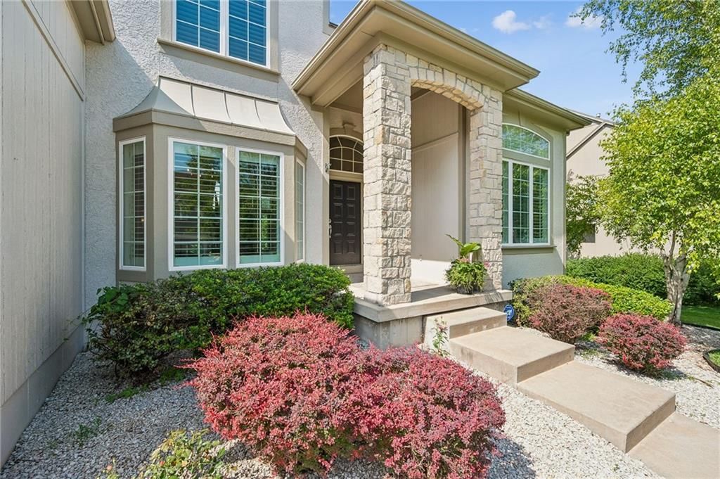 13232 Falmouth Street — photo 2