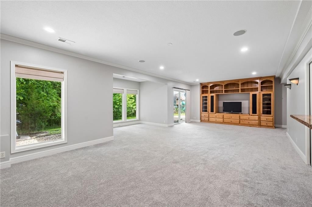 13232 Falmouth Street — photo 59