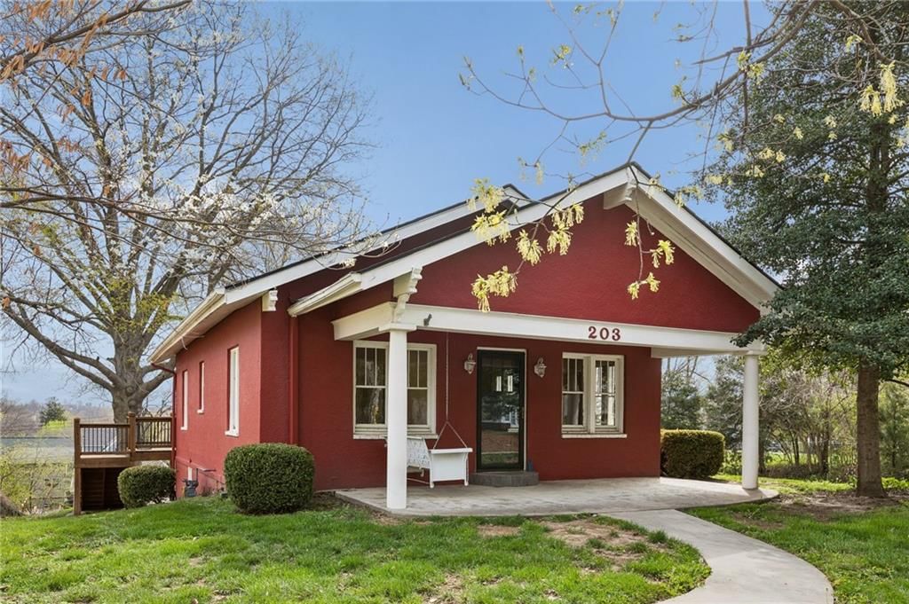 203 N Ridge Avenue, Liberty, MO