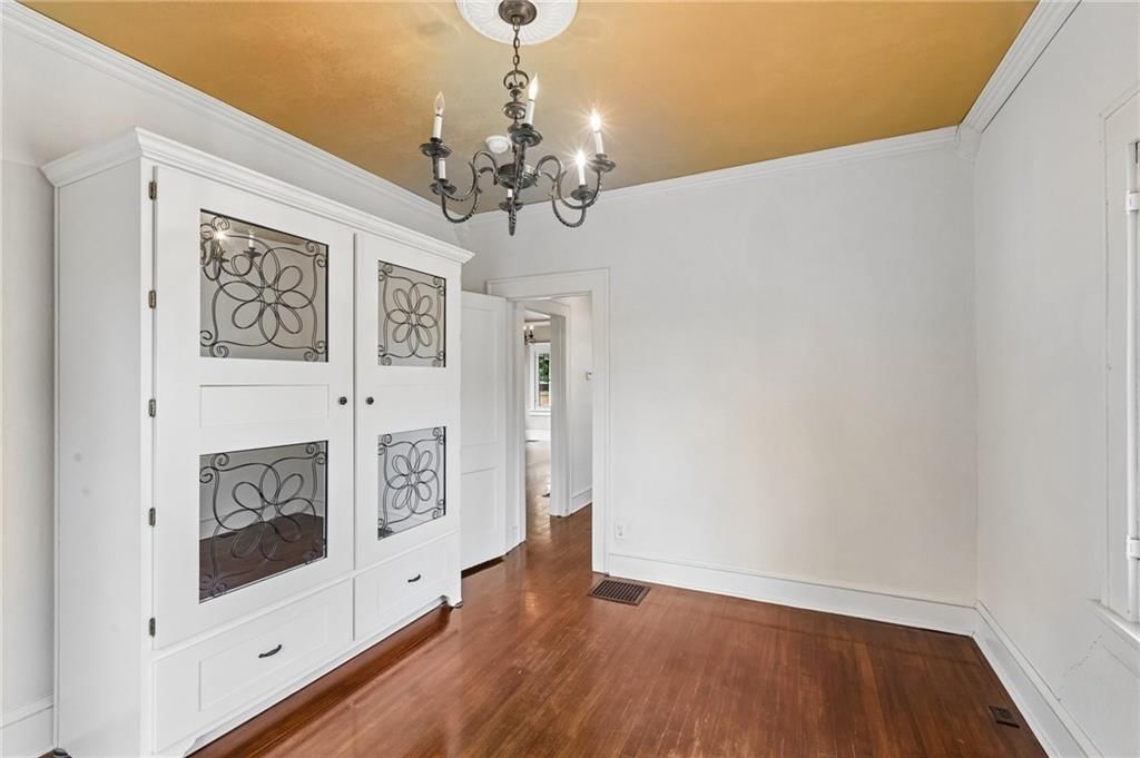 203 N Ridge Avenue — photo 11