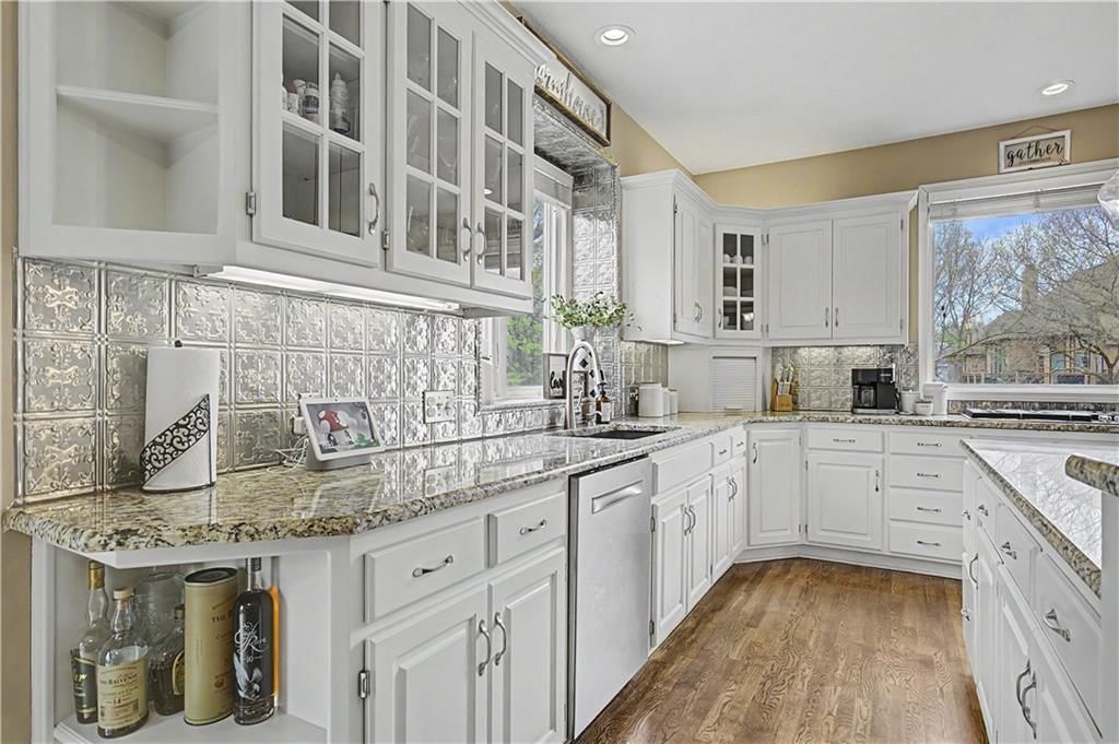 13505 W 53rd Terrace — photo 4
