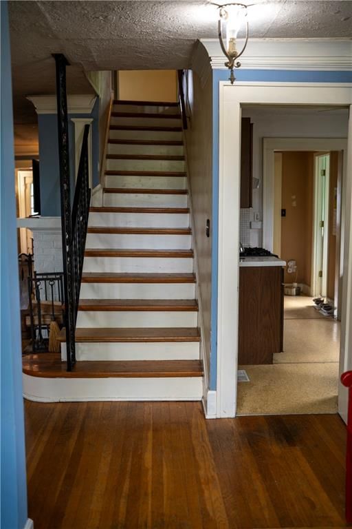 5616 Wyandotte Street — photo 5