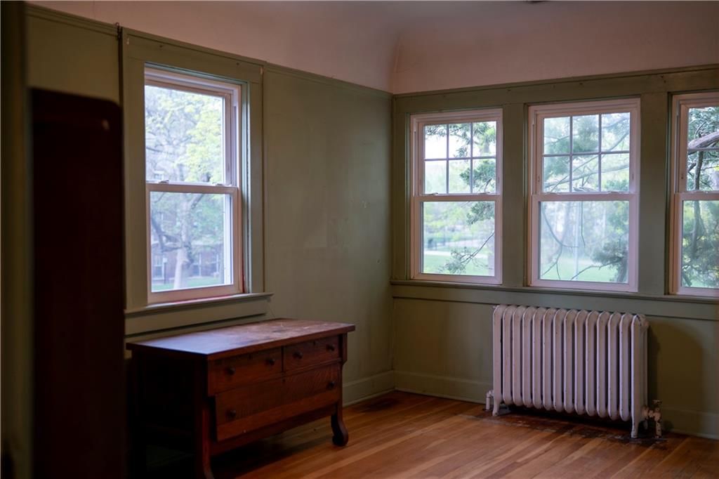 5616 Wyandotte Street — photo 8