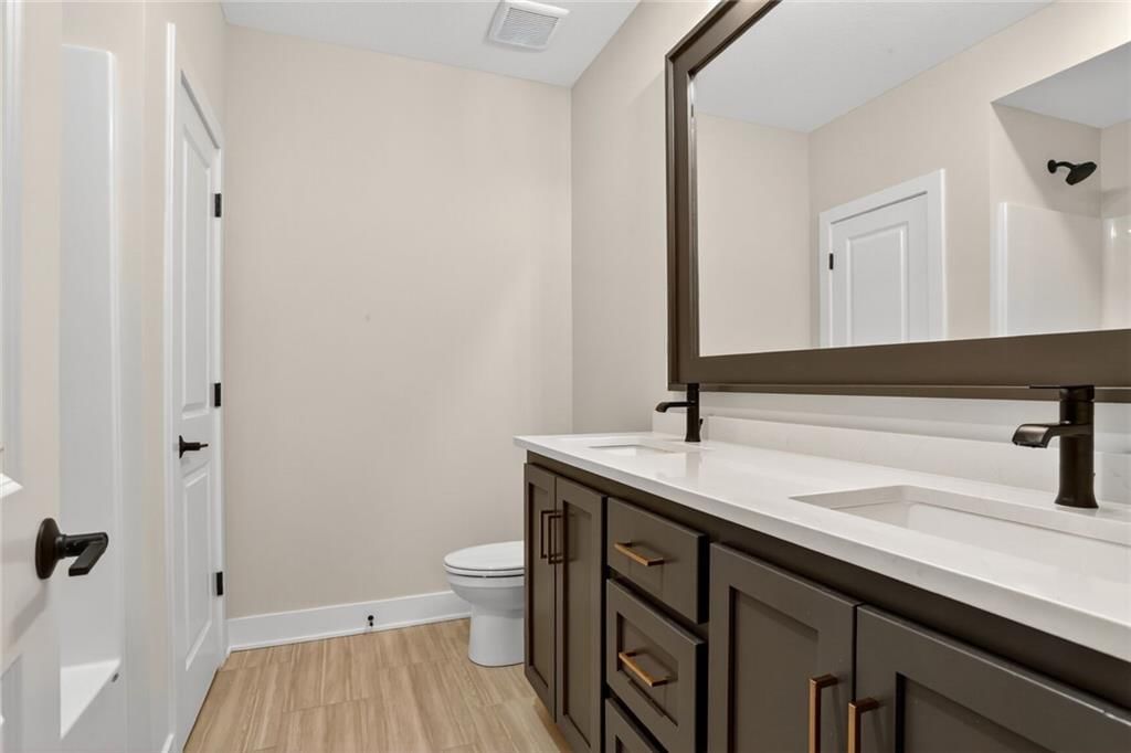17186 S Laurelwood Street — photo 27