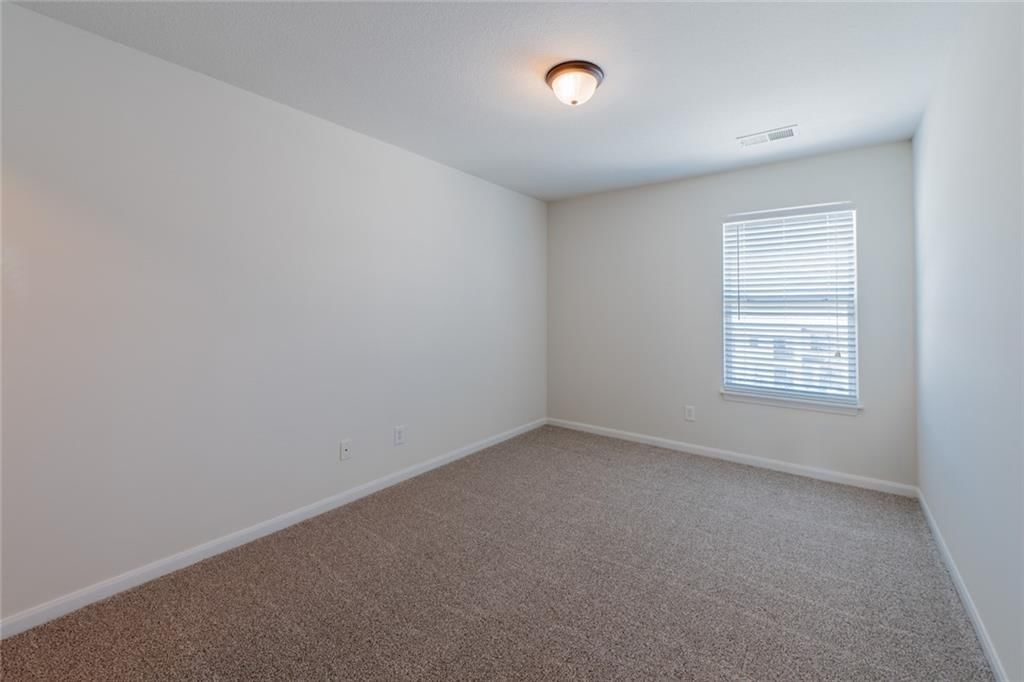 8112 N Drury Avenue — photo 13