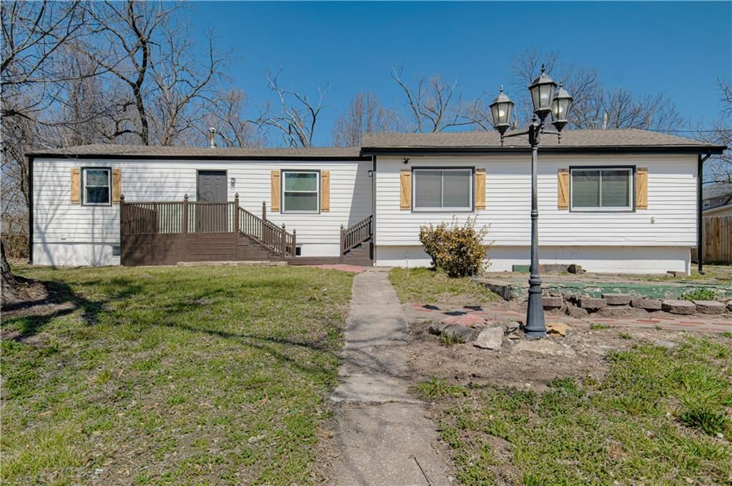 231 Springdale Avenue, Bonner Springs, KS