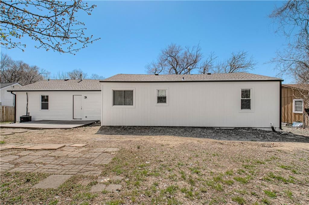 231 Springdale Avenue — photo 29