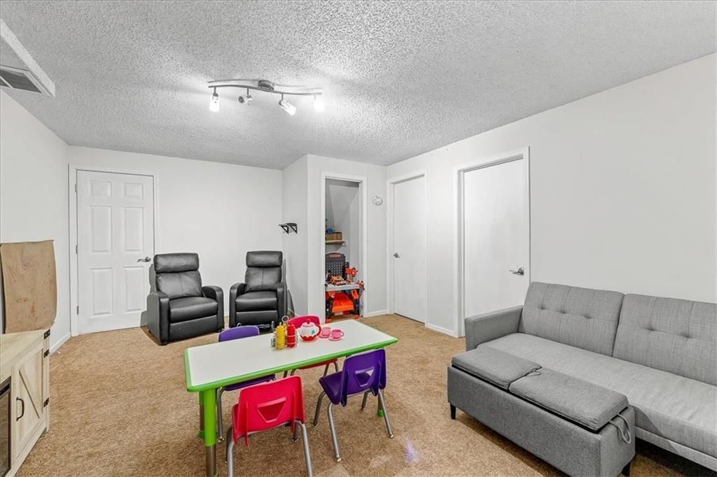10788 OAKMONT Street — photo 17