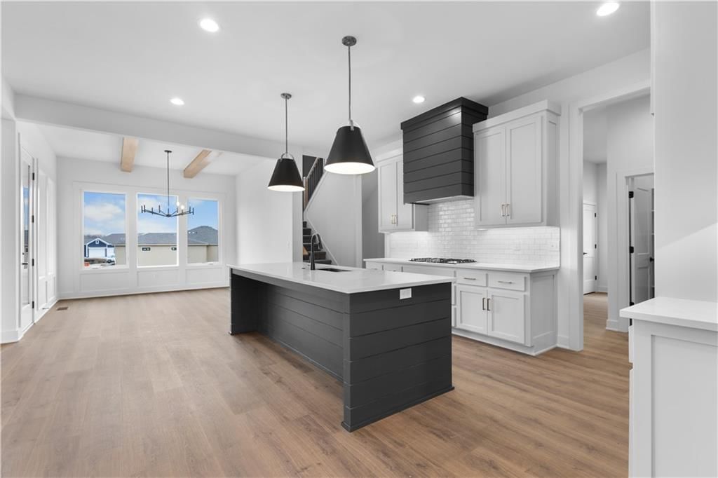 17218 S Heatherwood Street — photo 4