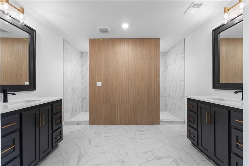 17218 S Heatherwood Street — photo 17