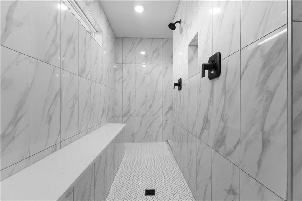 17218 S Heatherwood Street — photo 18