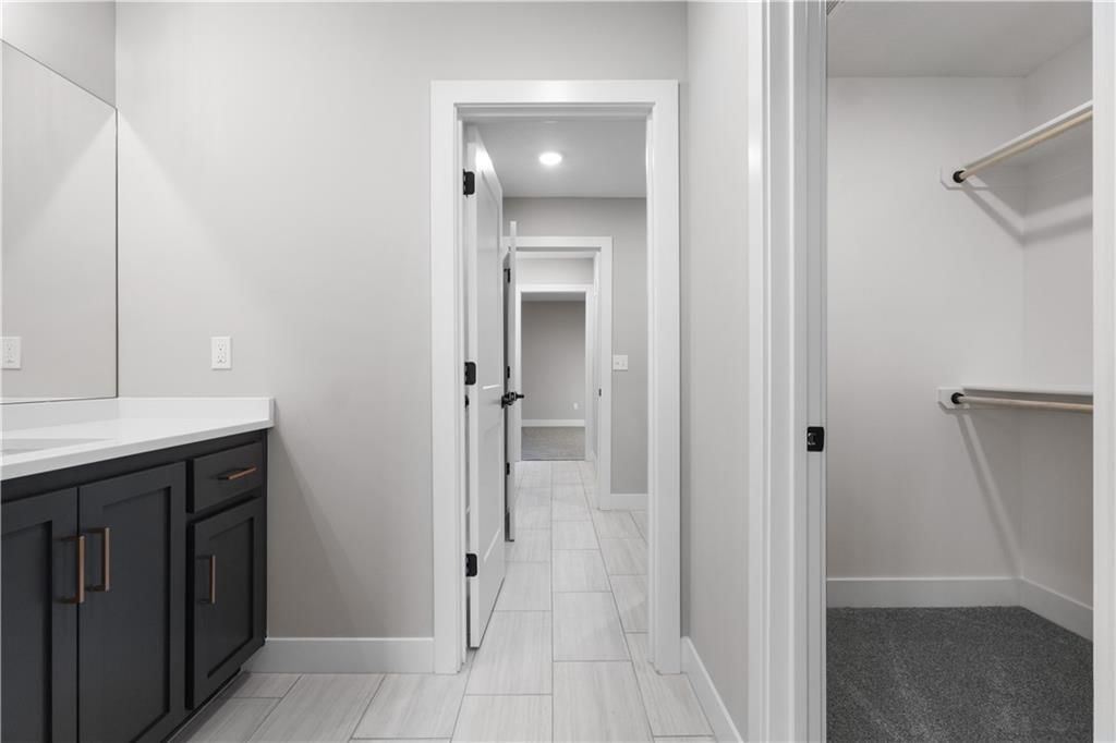 17218 S Heatherwood Street — photo 23