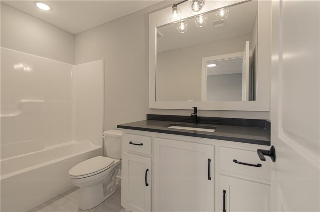 17218 S Heatherwood Street — photo 40