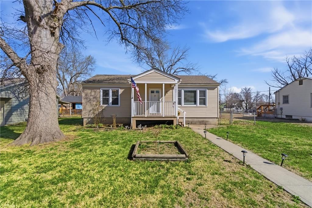 522 Pennsylvania Street, Leavenworth, KS