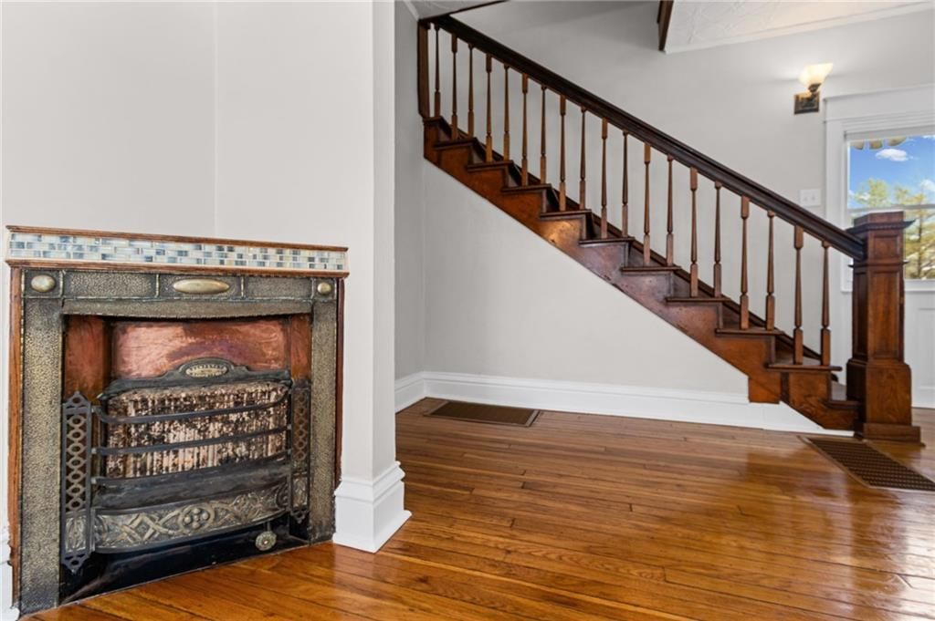 4214 Campbell Street — photo 8