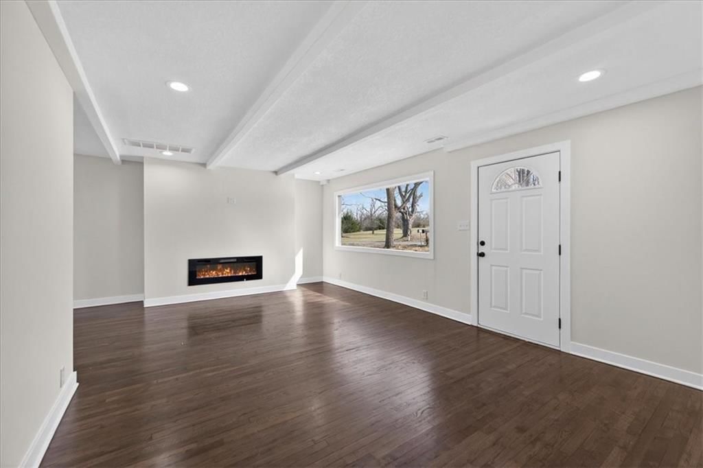 604 E 164th Terrace — photo 15