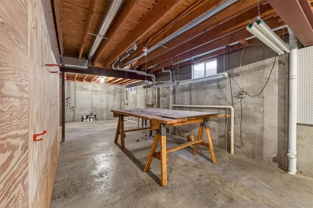 3328 S Victoria Drive — photo 38