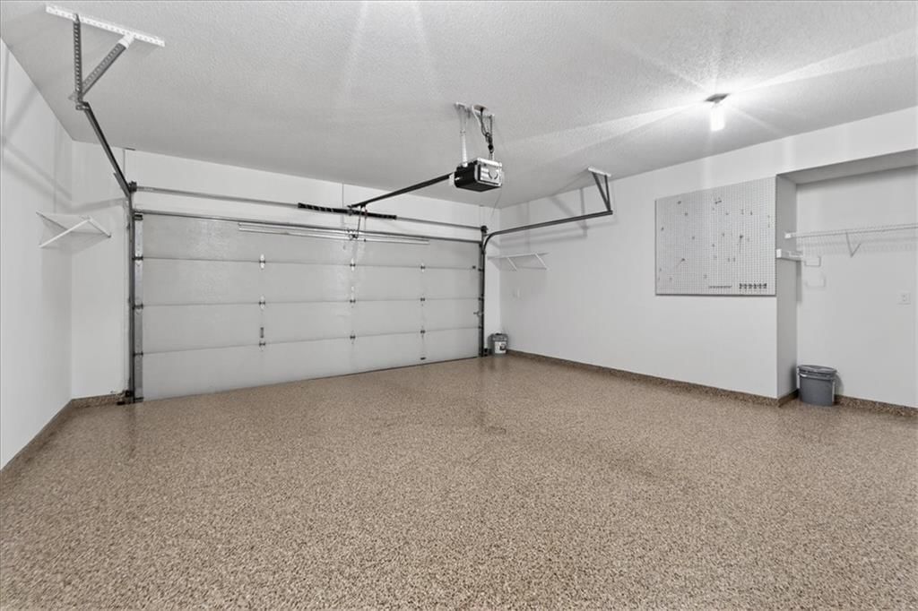 3328 S Victoria Drive — photo 43