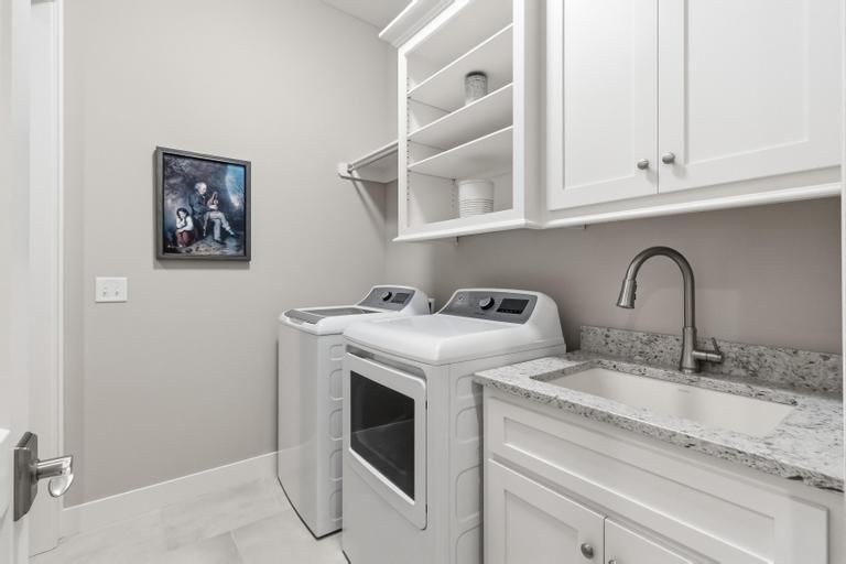 3214 W 137th Street — photo 30