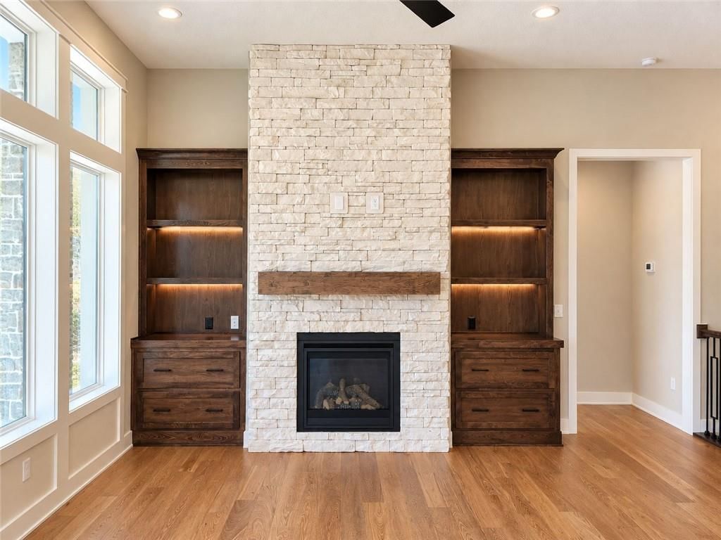 24875 W 145th Place, Olathe, KS