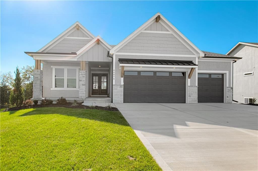 24875 W 145th Place, Olathe, KS