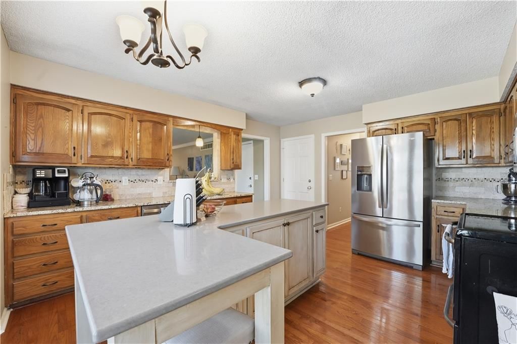 7950 Acuff Lane — photo 11