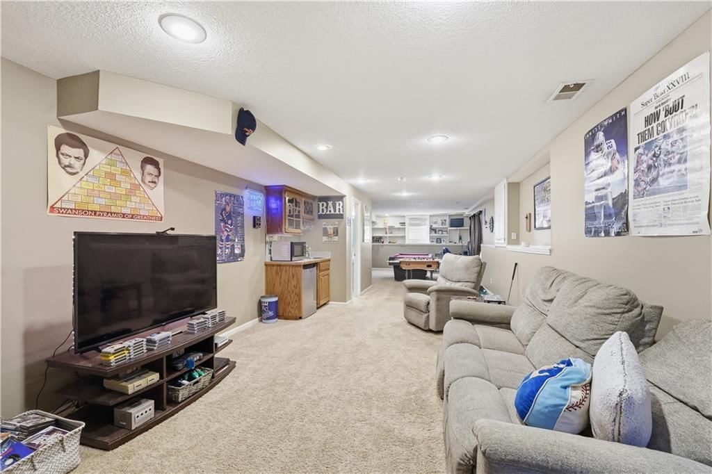 7950 Acuff Lane — photo 30