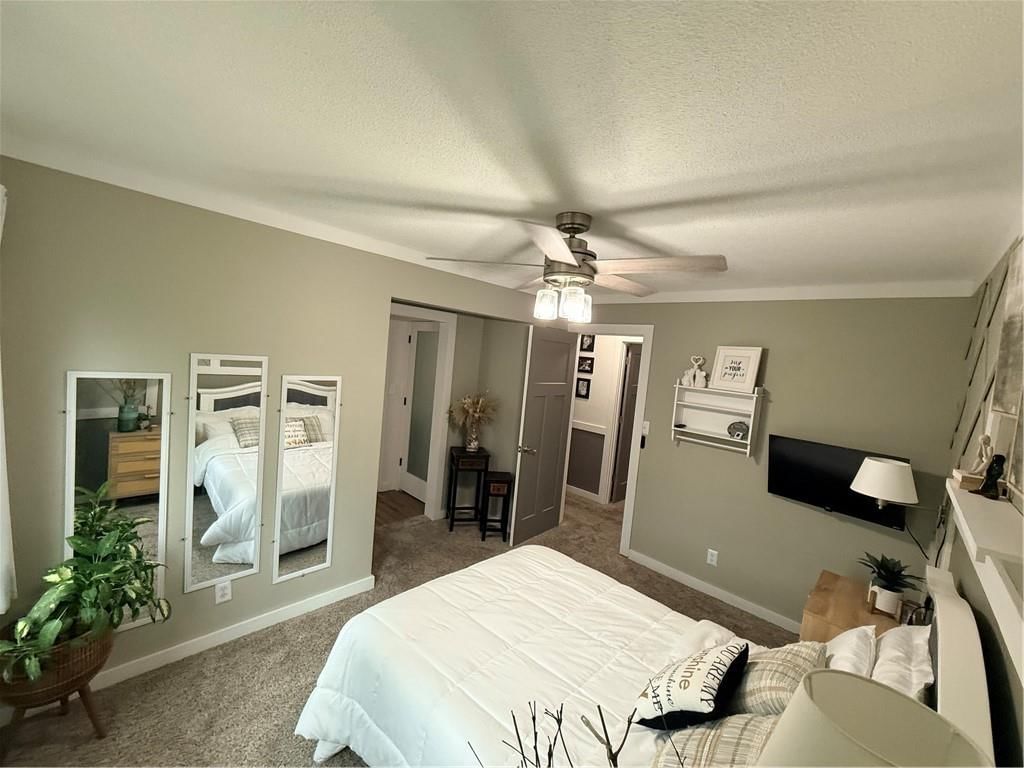 117 S GRAND Avenue — photo 17