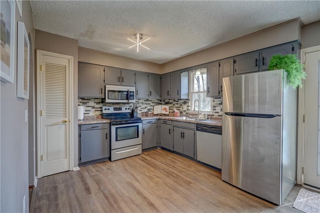 2204 Keystone Place — photo 14