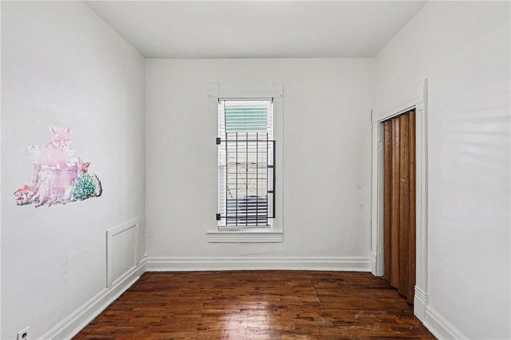 2122 Summit Street — photo 25