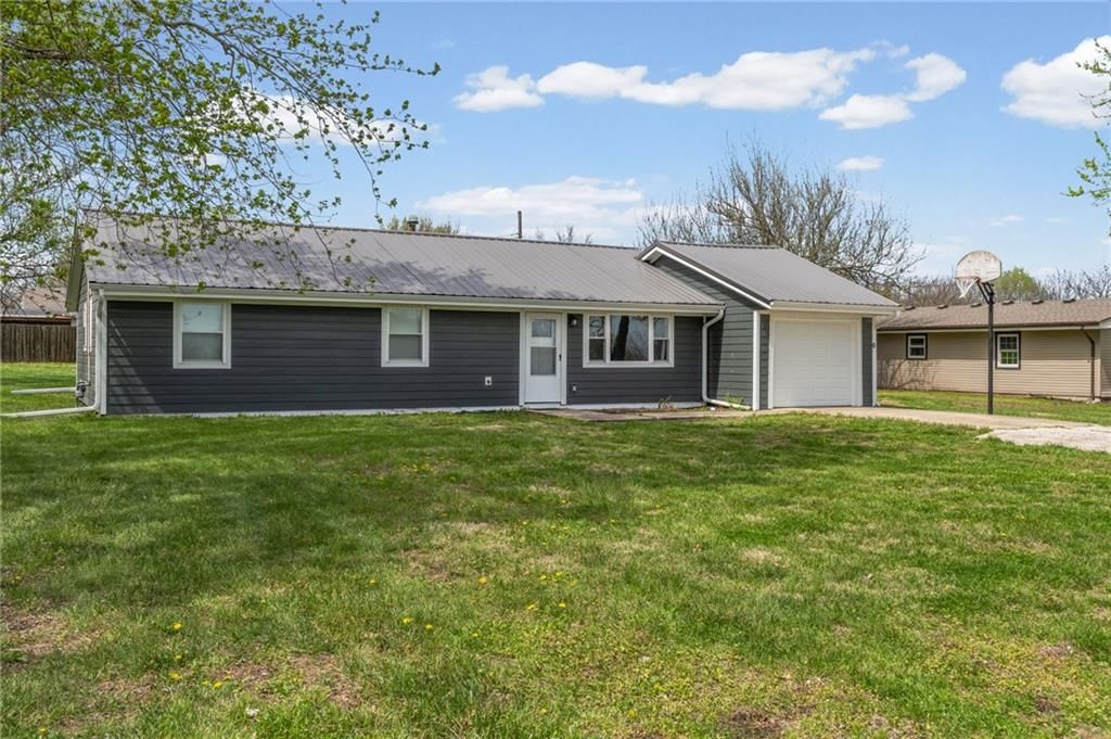 208 SW 1671st Road — photo 31