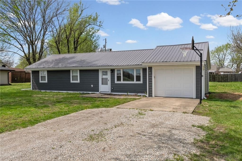 208 SW 1671st Road — photo 32