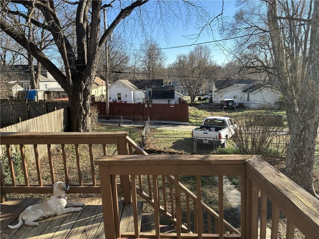 831 Ottawa Street — photo 3