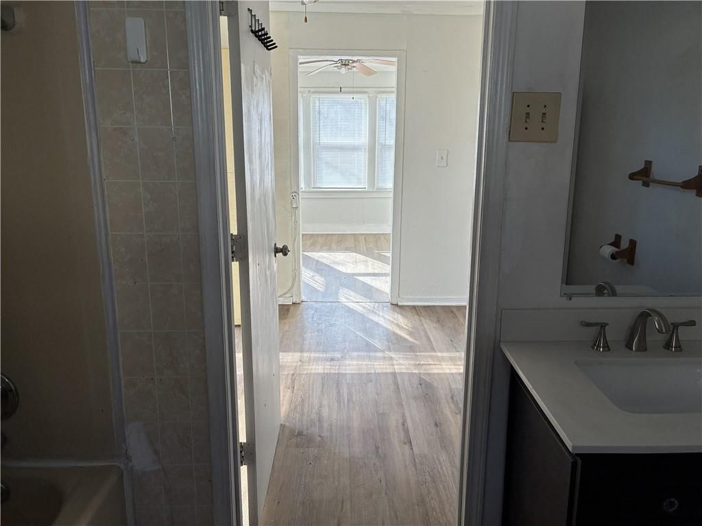 831 Ottawa Street — photo 13