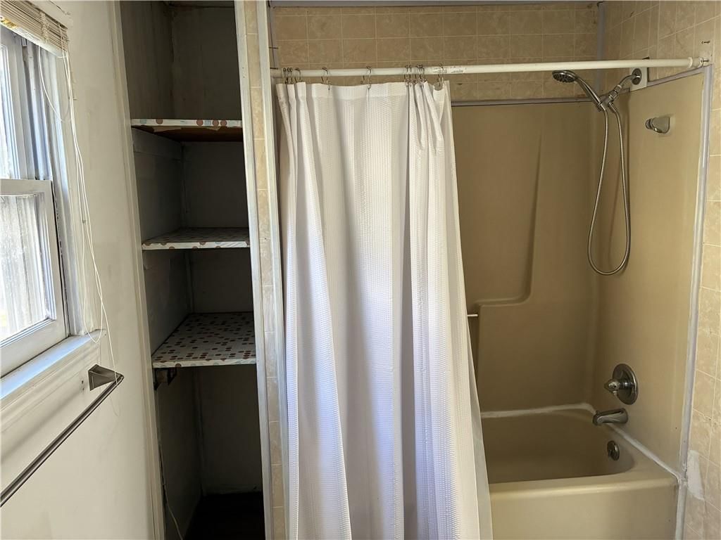 831 Ottawa Street — photo 14